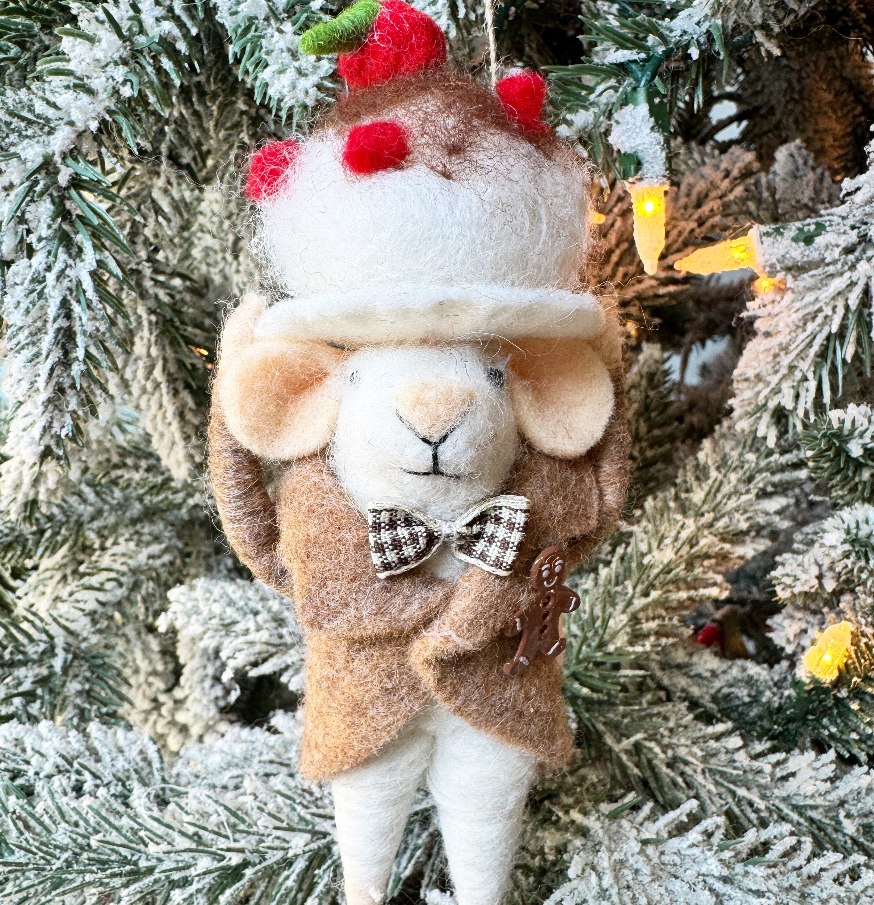 Baker Gingerbread Mouse Ornament