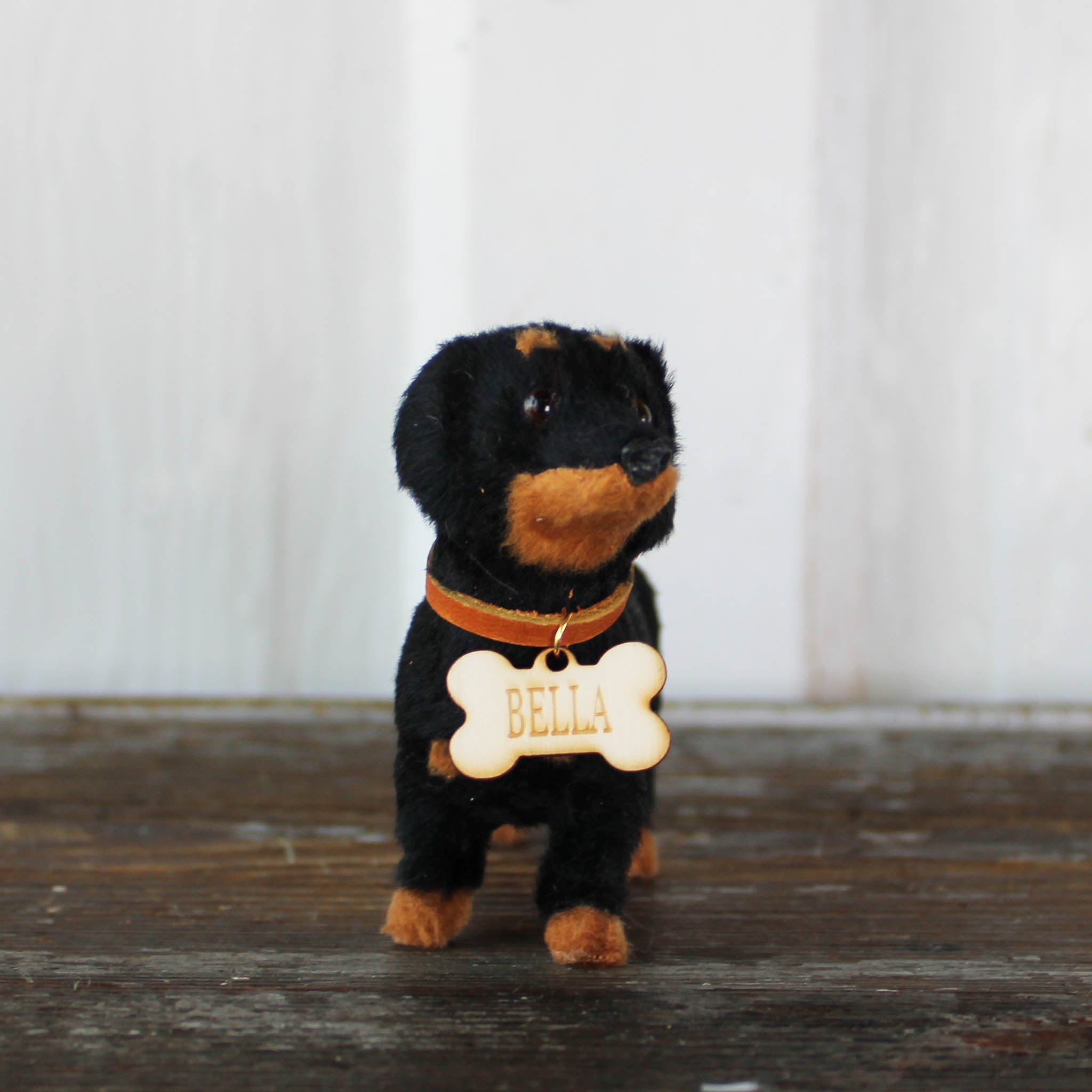 Dachshund Personalized Dog Ornament