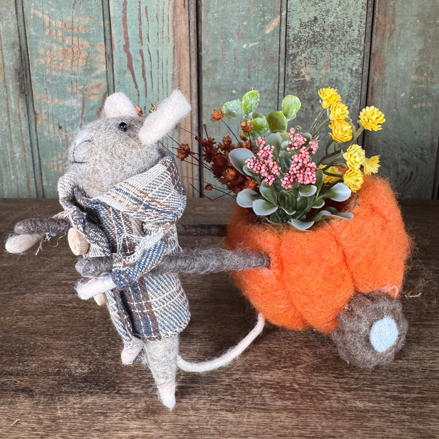 Pumpkin Wagon Mouse Décor