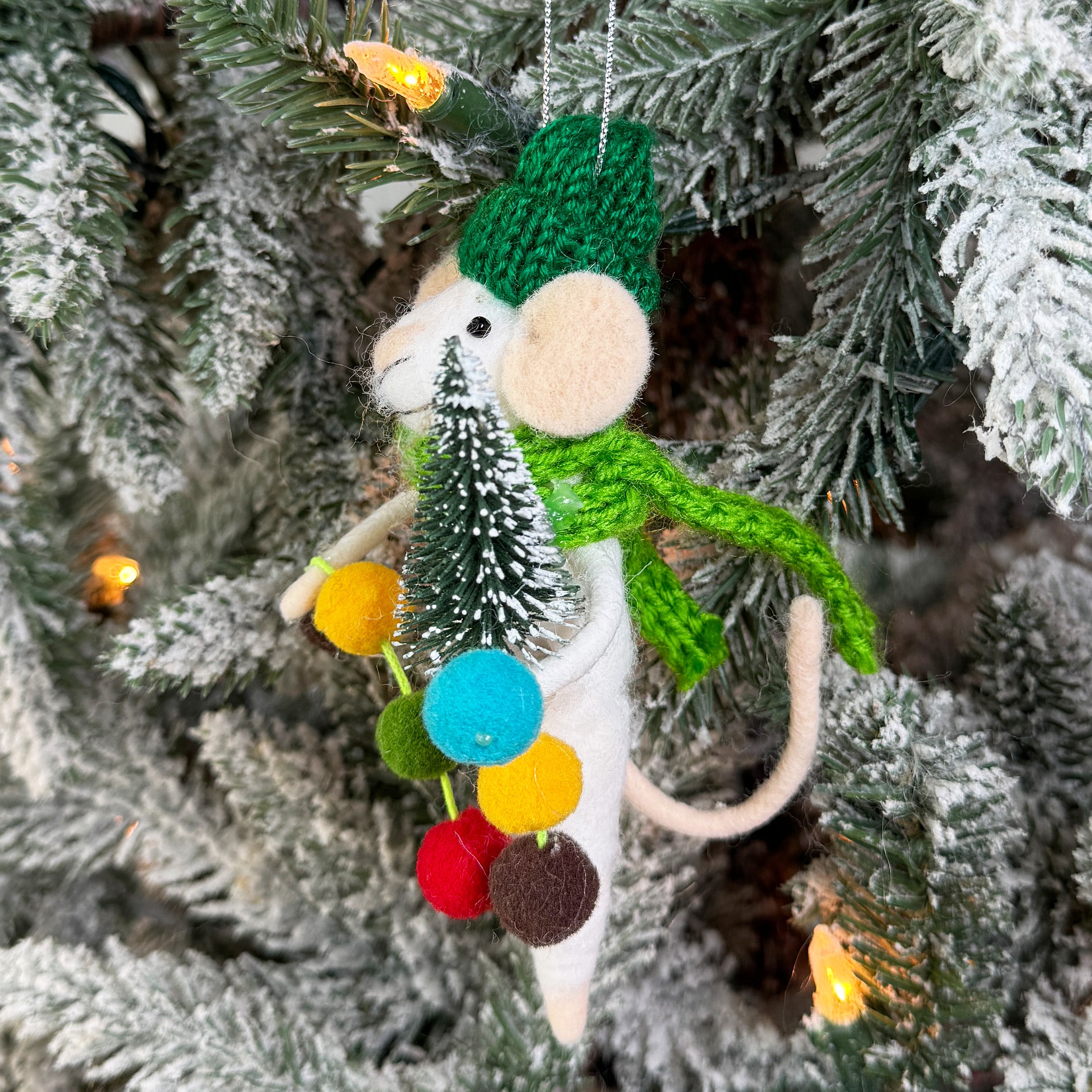 Christmas Mouse with Tree