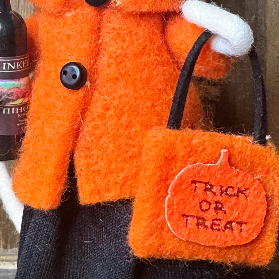 Trick-or-Treat Felted Mice Ornaments