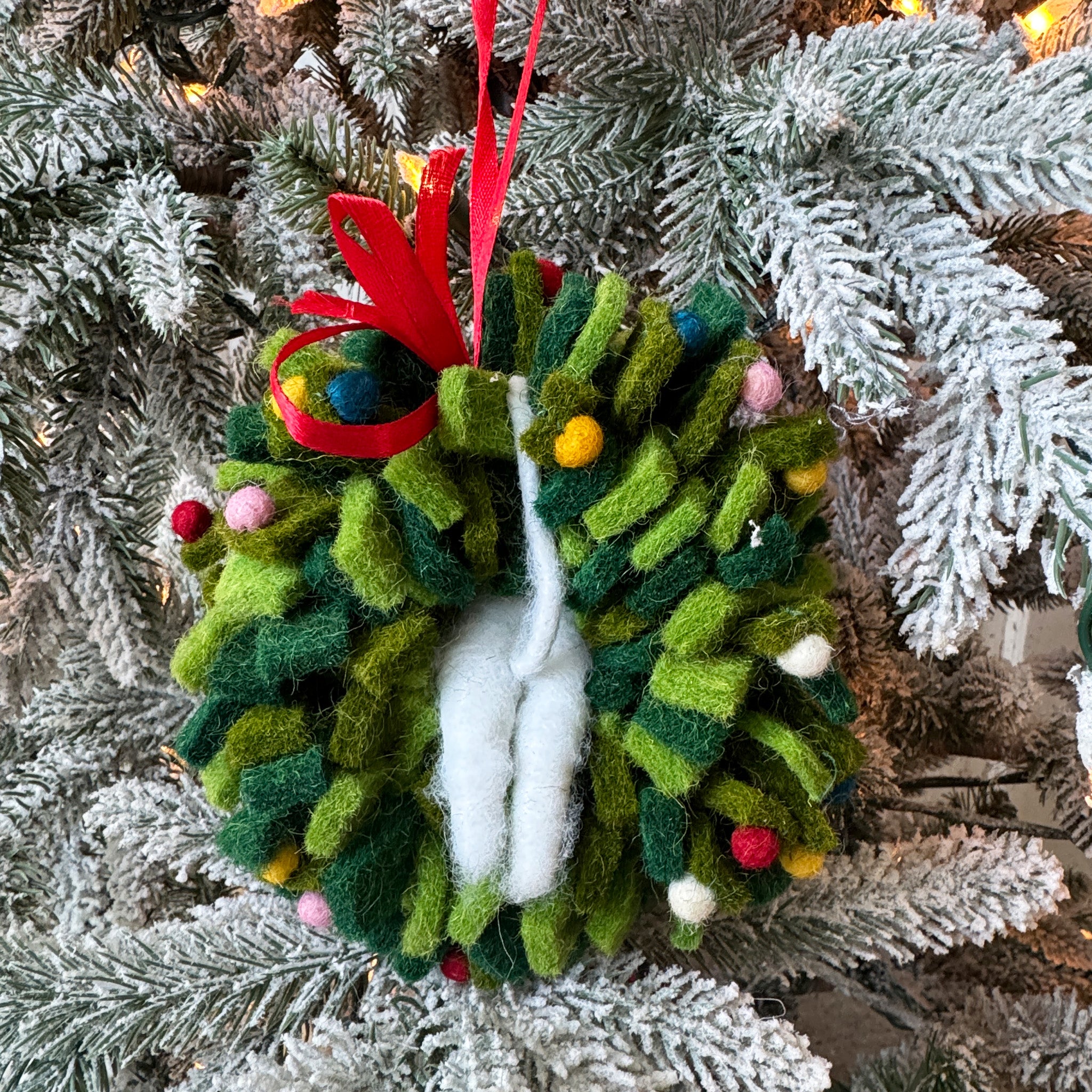 Wreath with Mouse Ornament