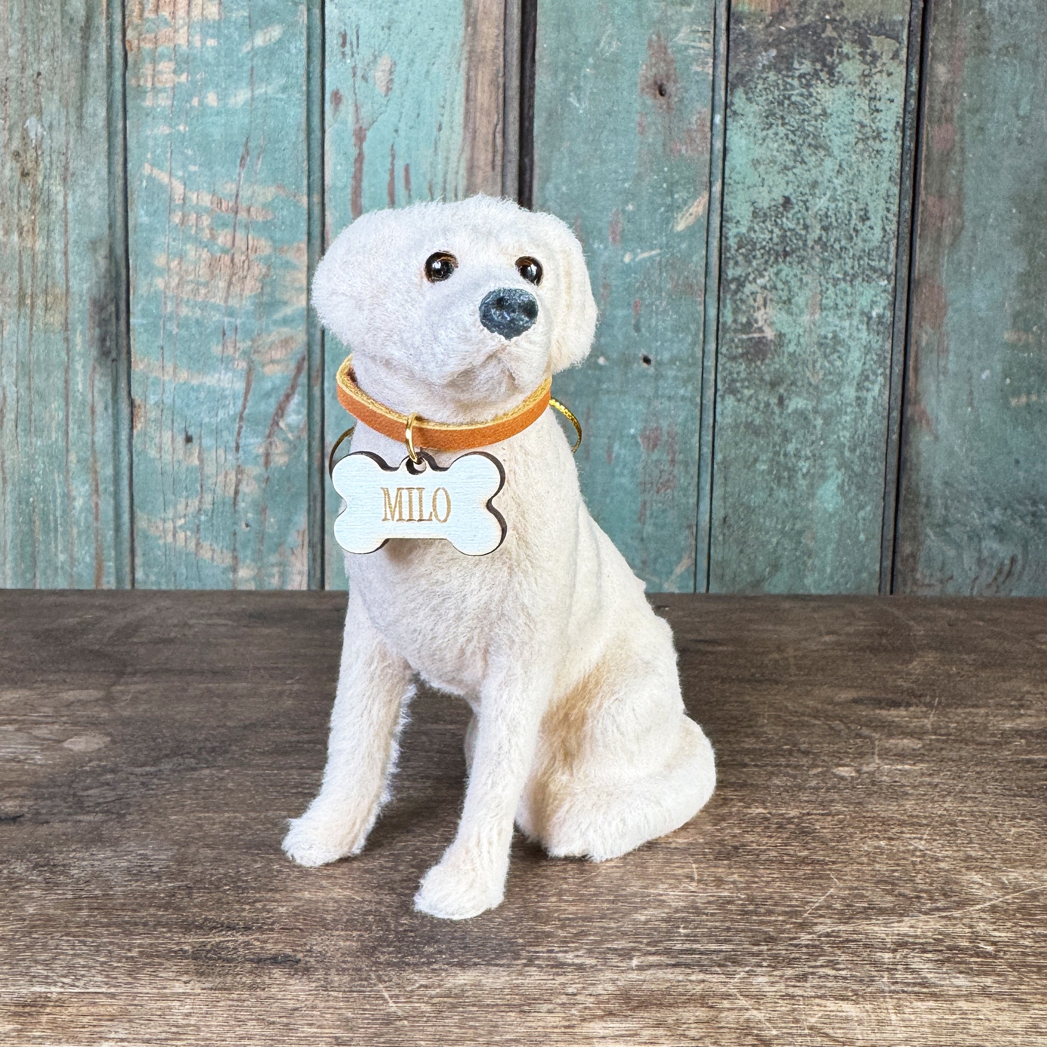 Sitting Labrador Retriever Ornament – Custom Name & Fetch Design