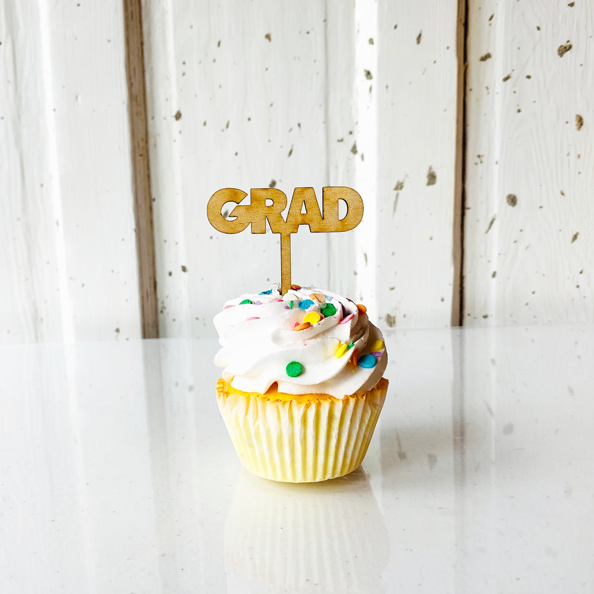 Grad Wood Cake Topper